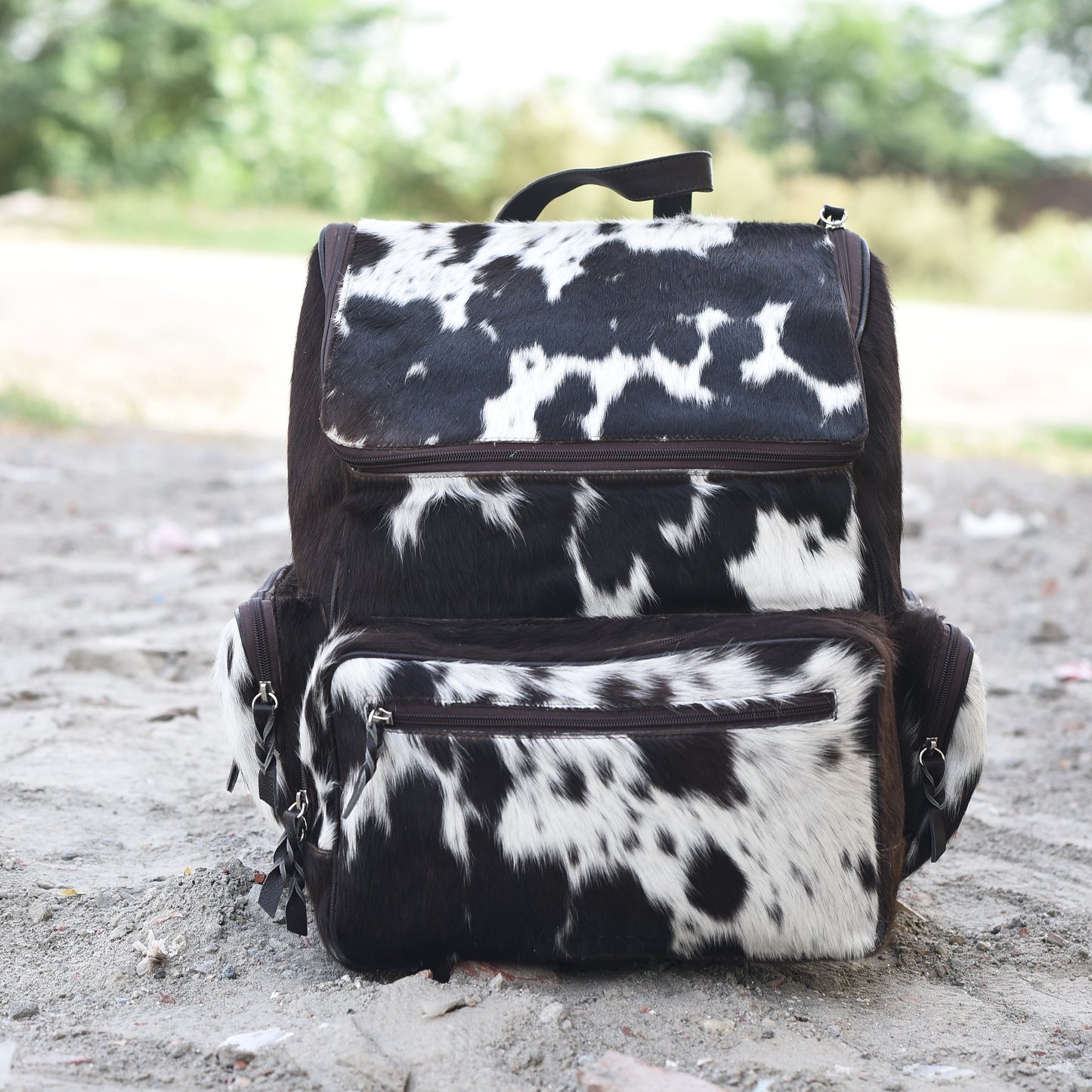 Large Cowhide Diaper Backpack: Luxury for Everyday Use" 1005