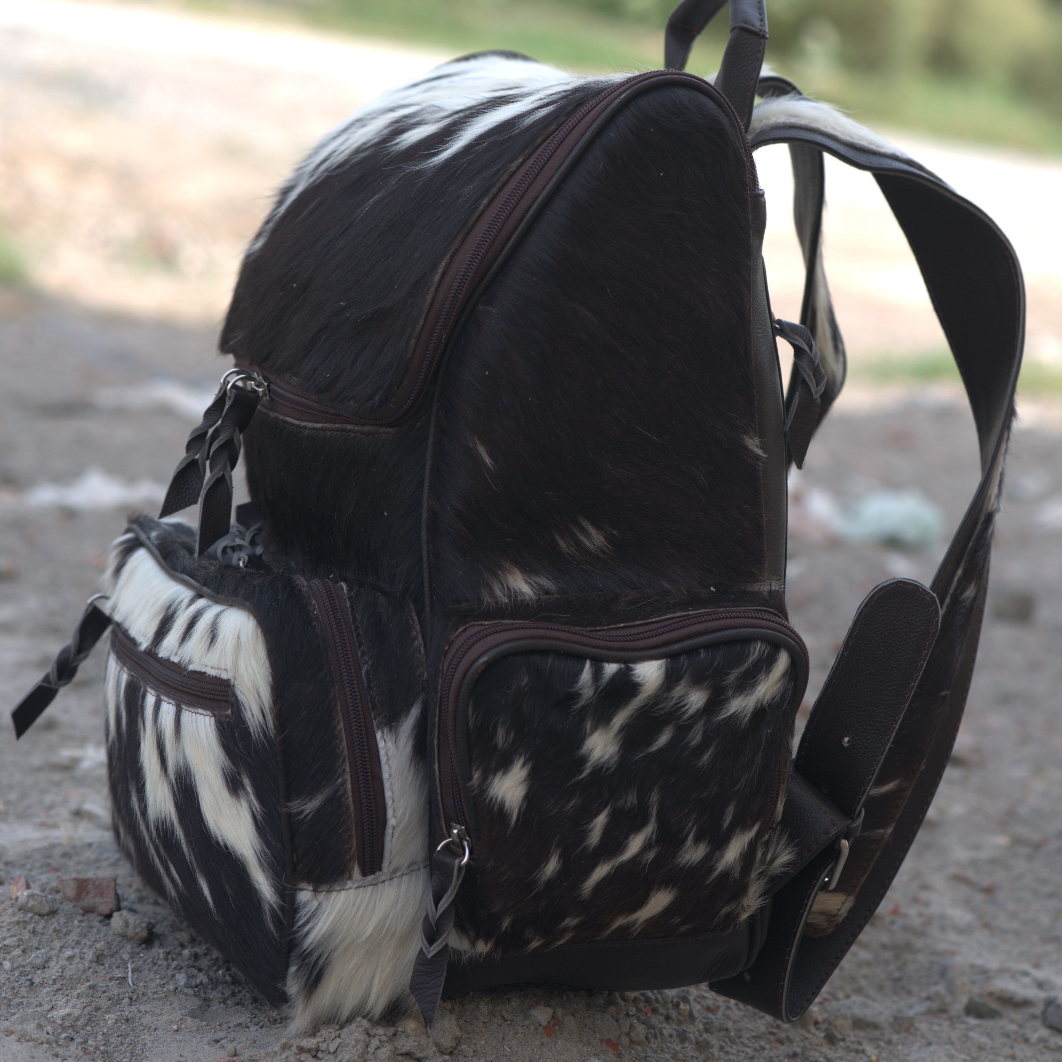 Classic Cowhide Leather Backpack – Durable & Versatile