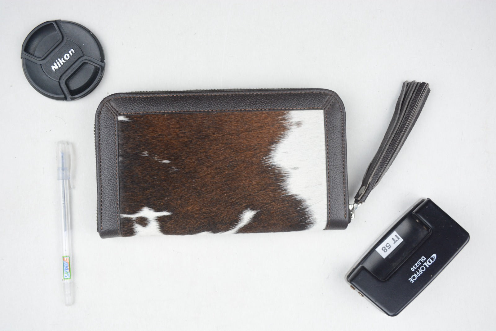 LAXURA sMALL- Cowhide Ladies Leather Purse