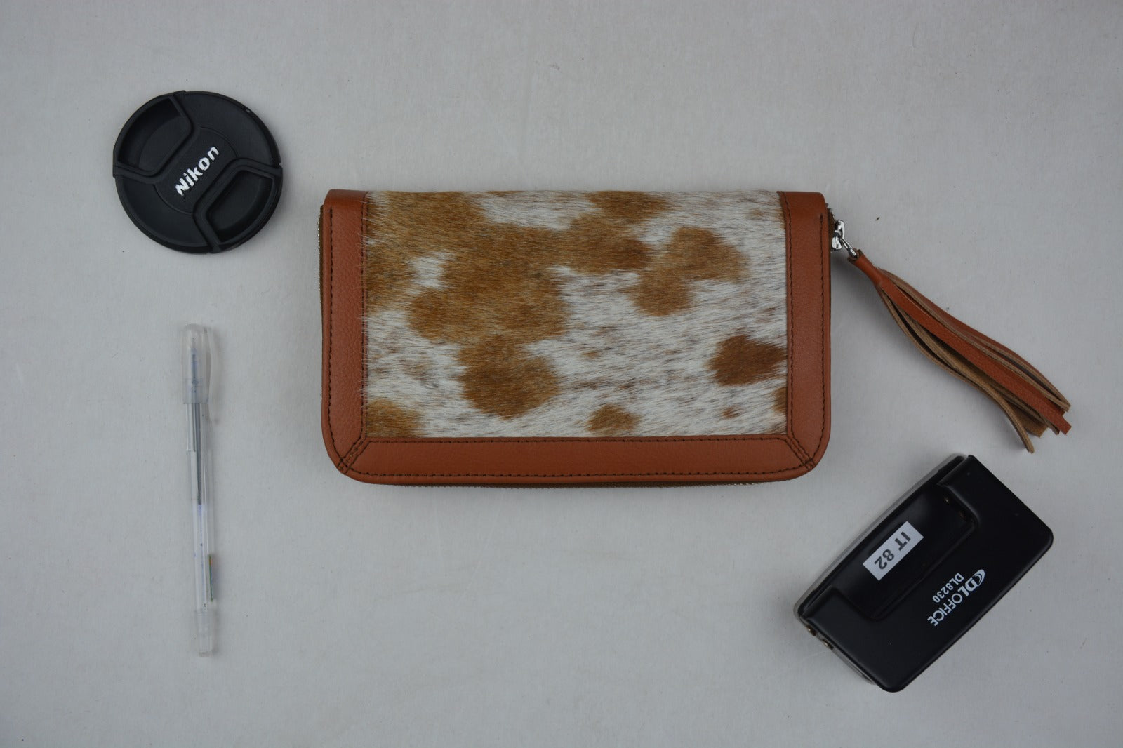 Leather bifold cowhide wallet