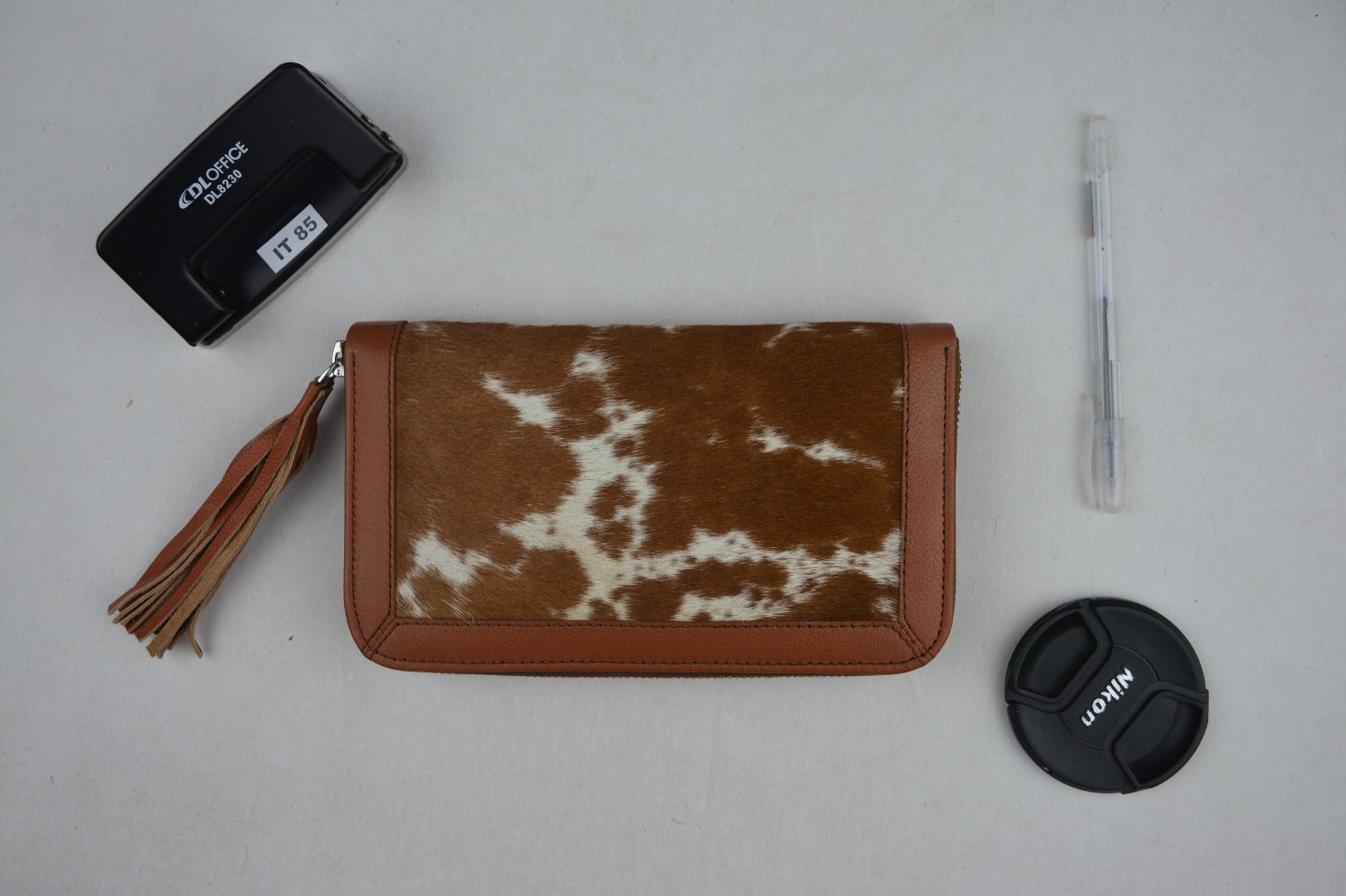 LAXURA sMALL- Genuine Leather Cowhide Ladies wallet/Clutch