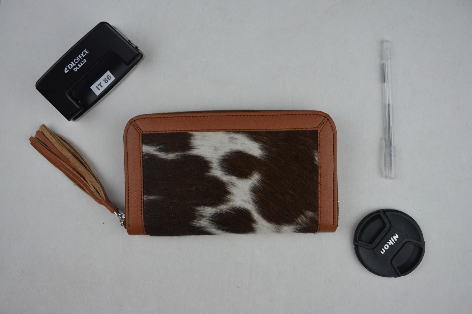 LAXURA sMALL- Leather Cowhide Ladies wallet/Clutch