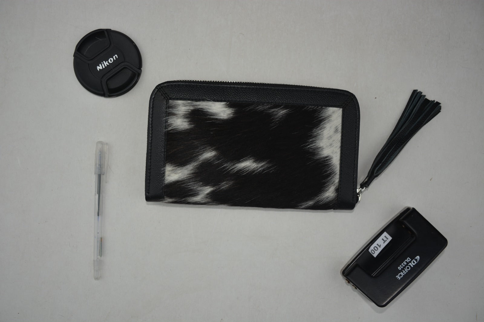 Premium Cowhide Leather Wallet - Bifold