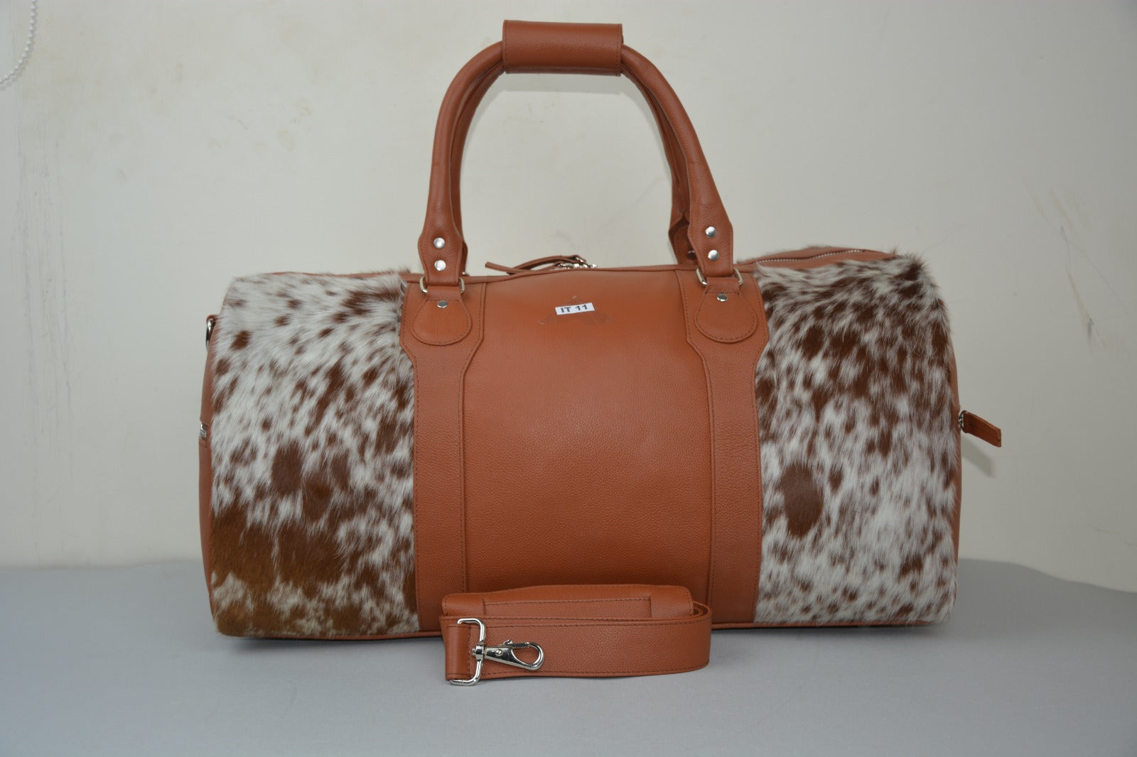 Handmade Cowhide Travel Bag