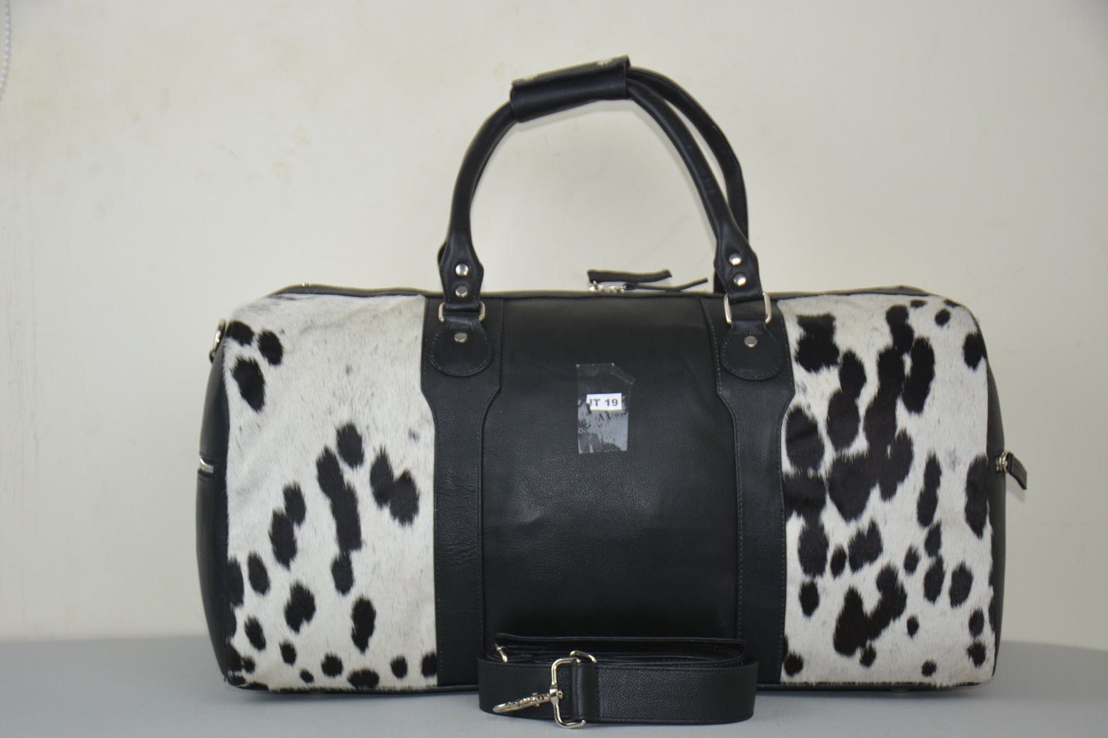 Western Style Cowhide Travel Bag