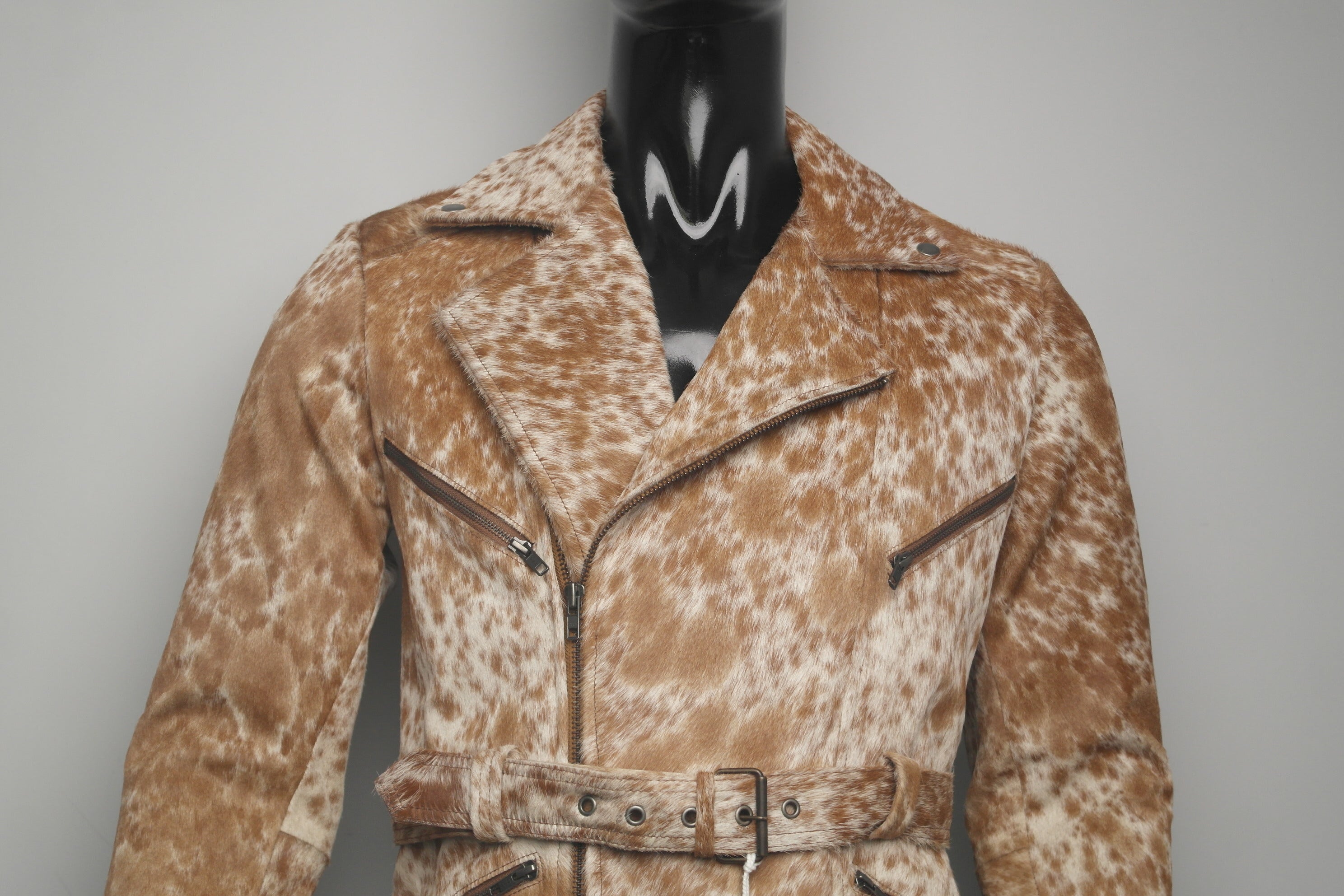 Cowhide Leather Trench Jacket - A Bold Elegance