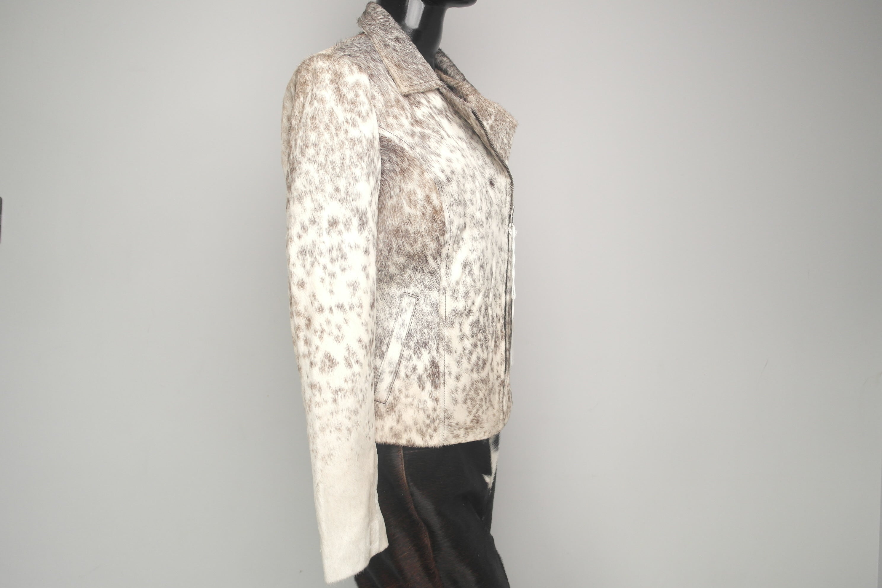 Classic Cowhide Leather Biker Jacket - Women