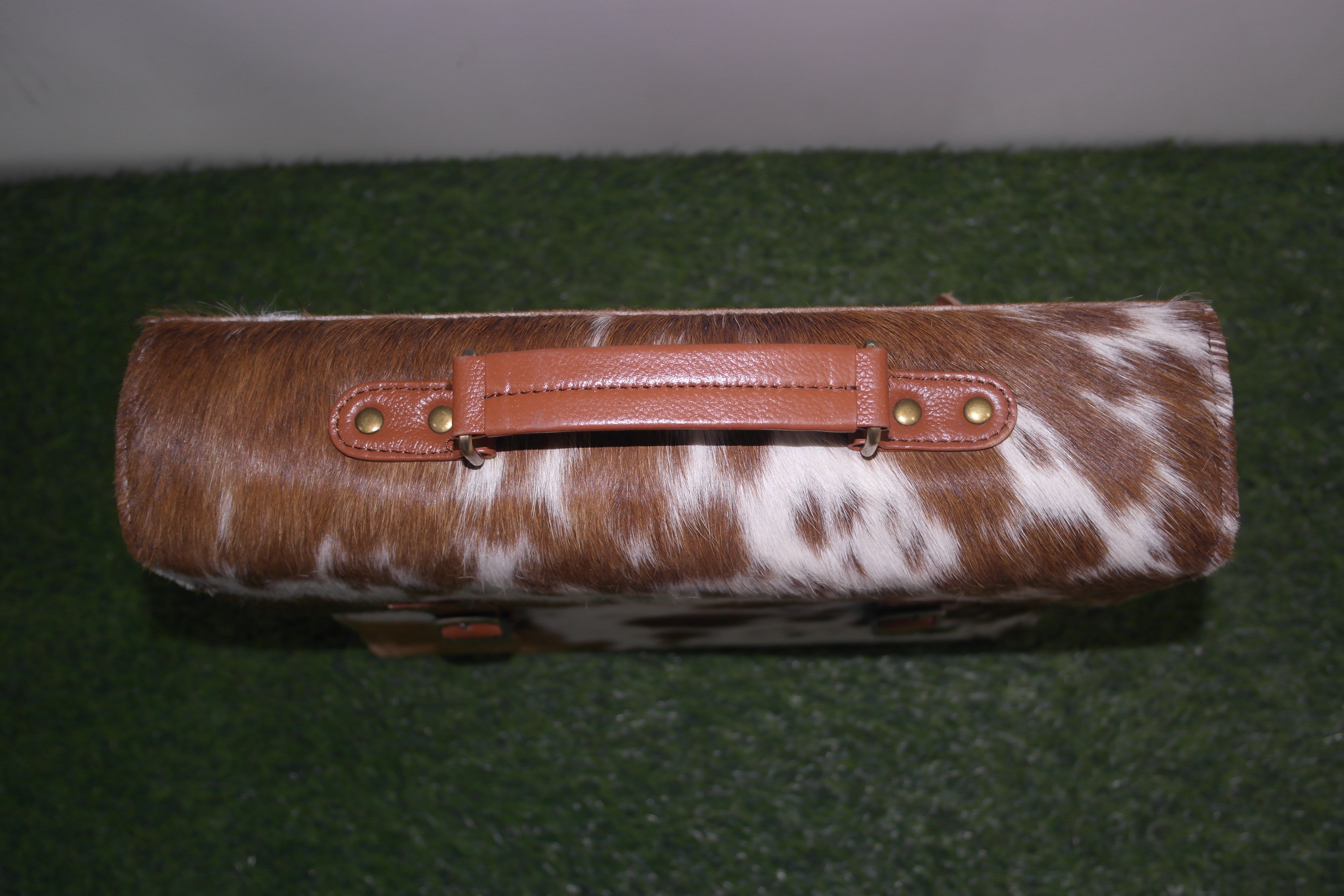 Cowhide Laptop Briefcase Hand Bag travel documents bags Cowhide Hand Bags, Baby Weekender Hand Bag, Ladies Hand Bags, Leather Bags