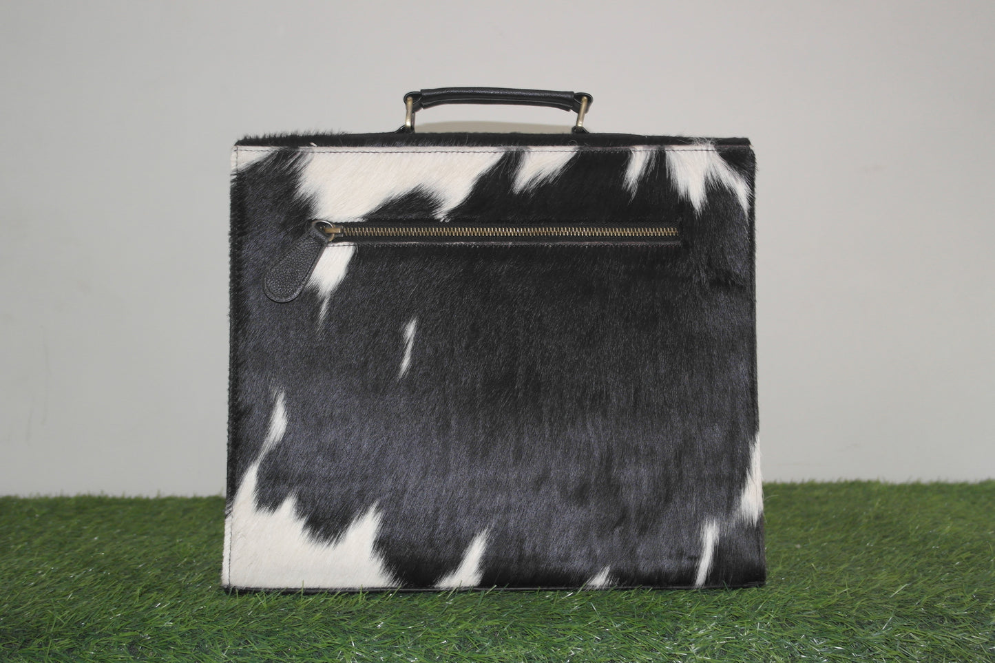 Cowhide Laptop Briefcase Hand Bag travel documents bags Cowhide Hand Bags, Baby Weekender Hand Bag, Ladies Hand Bags, Leather Bags