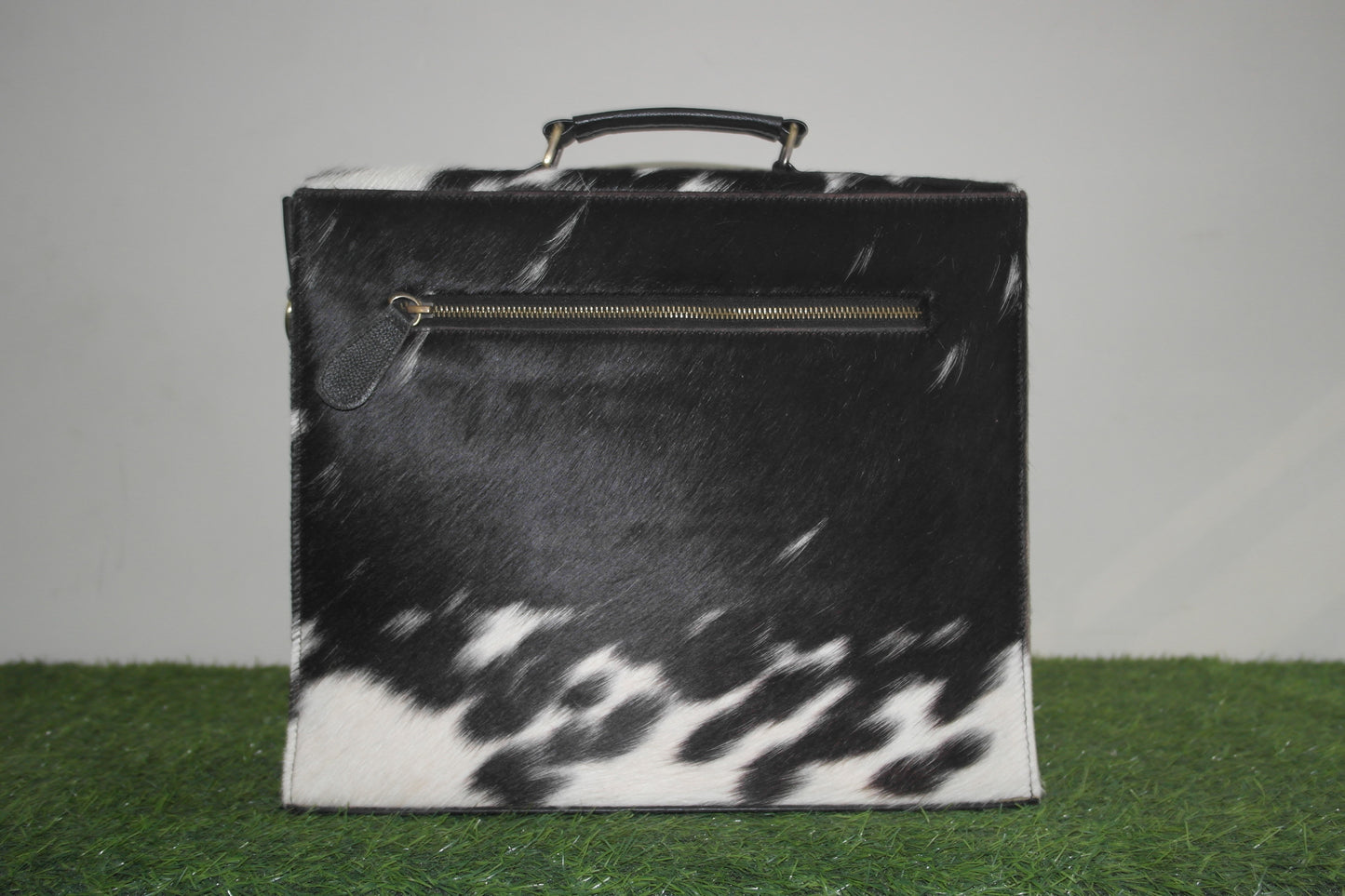 Cowhide Laptop Briefcase Hand Bag travel documents bags Cowhide Hand Bags, Baby Weekender Hand Bag, Ladies Hand Bags, Leather Bags