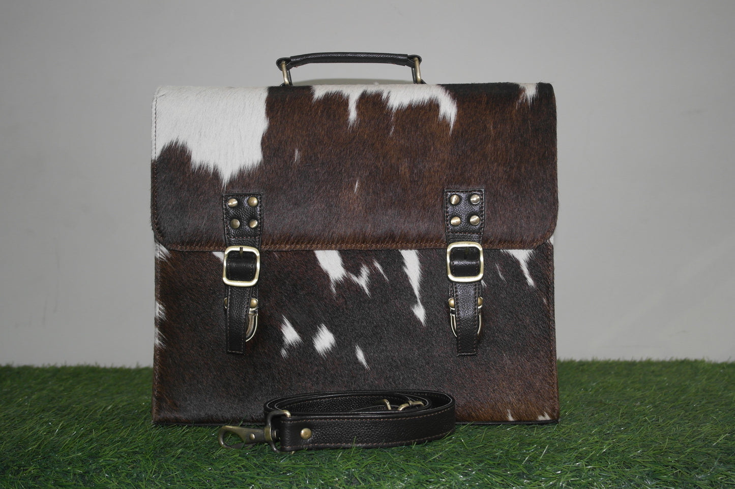 Cowhide Laptop Briefcase Hand Bag travel documents bags Cowhide Hand Bags, Baby Weekender Hand Bag, Ladies Hand Bags, Leather Bags