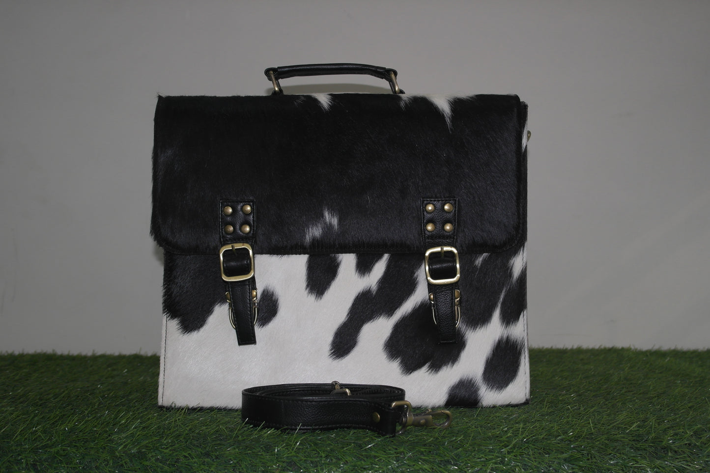 Cowhide Laptop Briefcase Hand Bag travel documents bags Cowhide Hand Bags, Baby Weekender Hand Bag, Ladies Hand Bags, Leather Bags