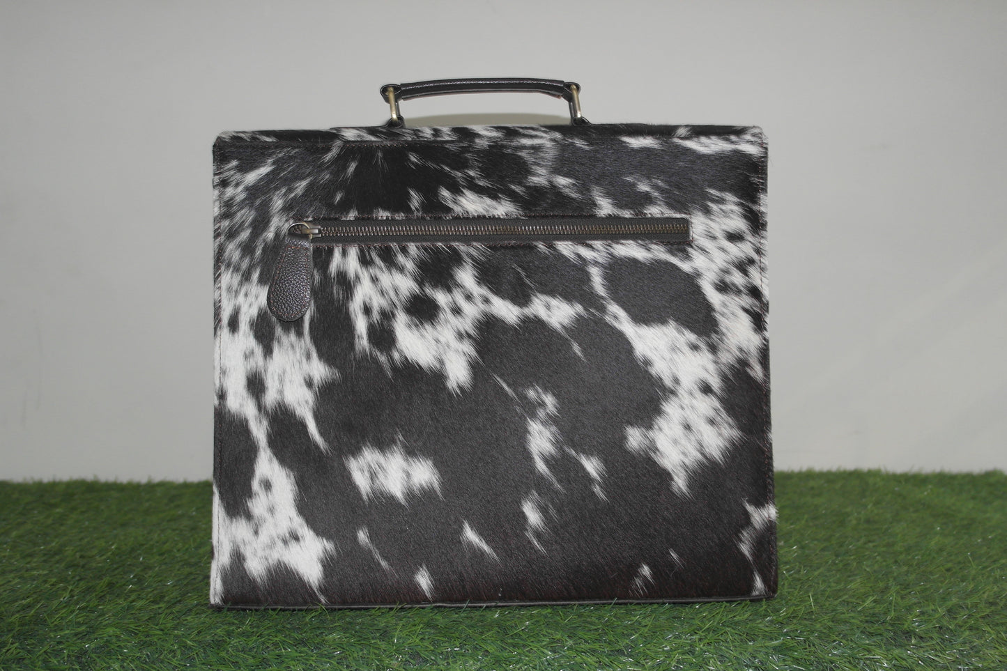 Cowhide Laptop Briefcase Hand Bag travel documents bags Cowhide Hand Bags, Baby Weekender Hand Bag, Ladies Hand Bags, Leather Bags