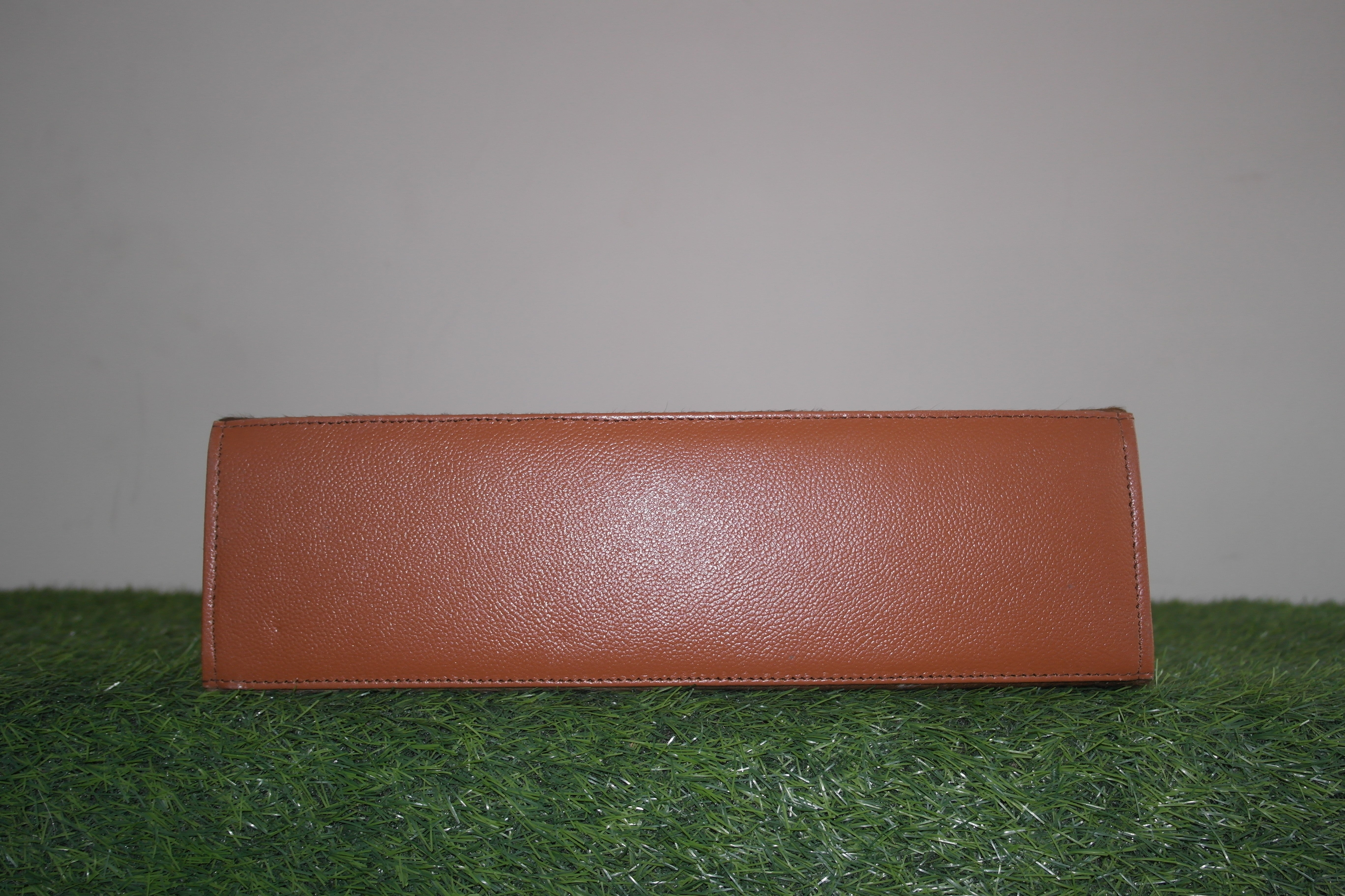Cowhide Laptop Briefcase Hand Bag travel documents bags Cowhide Hand Bags, Baby Weekender Hand Bag, Ladies Hand Bags, Leather Bags