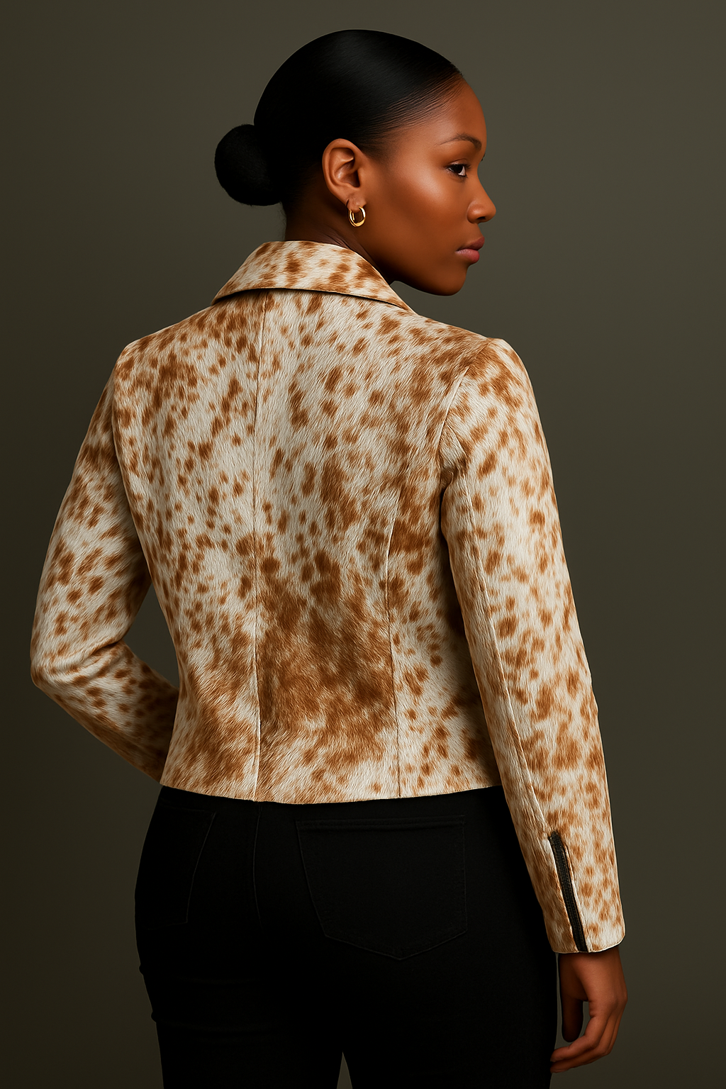 Slim-fit women cowhide biker jacket
