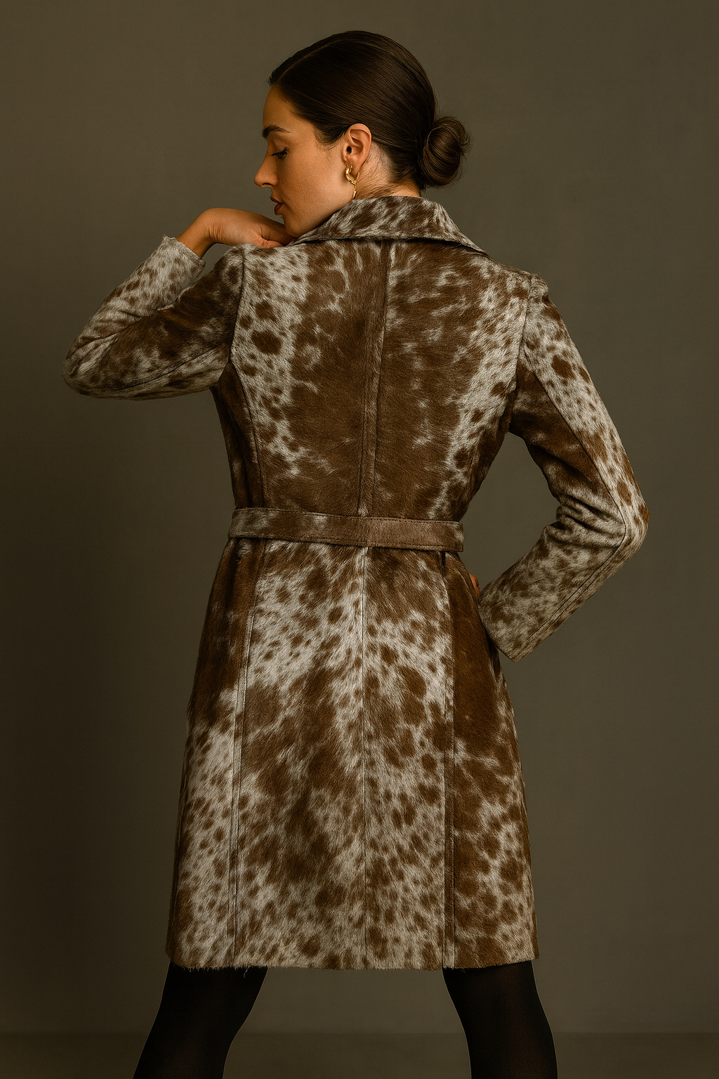 Cowhide Leather Trench Coat – Timeless Western Elegance