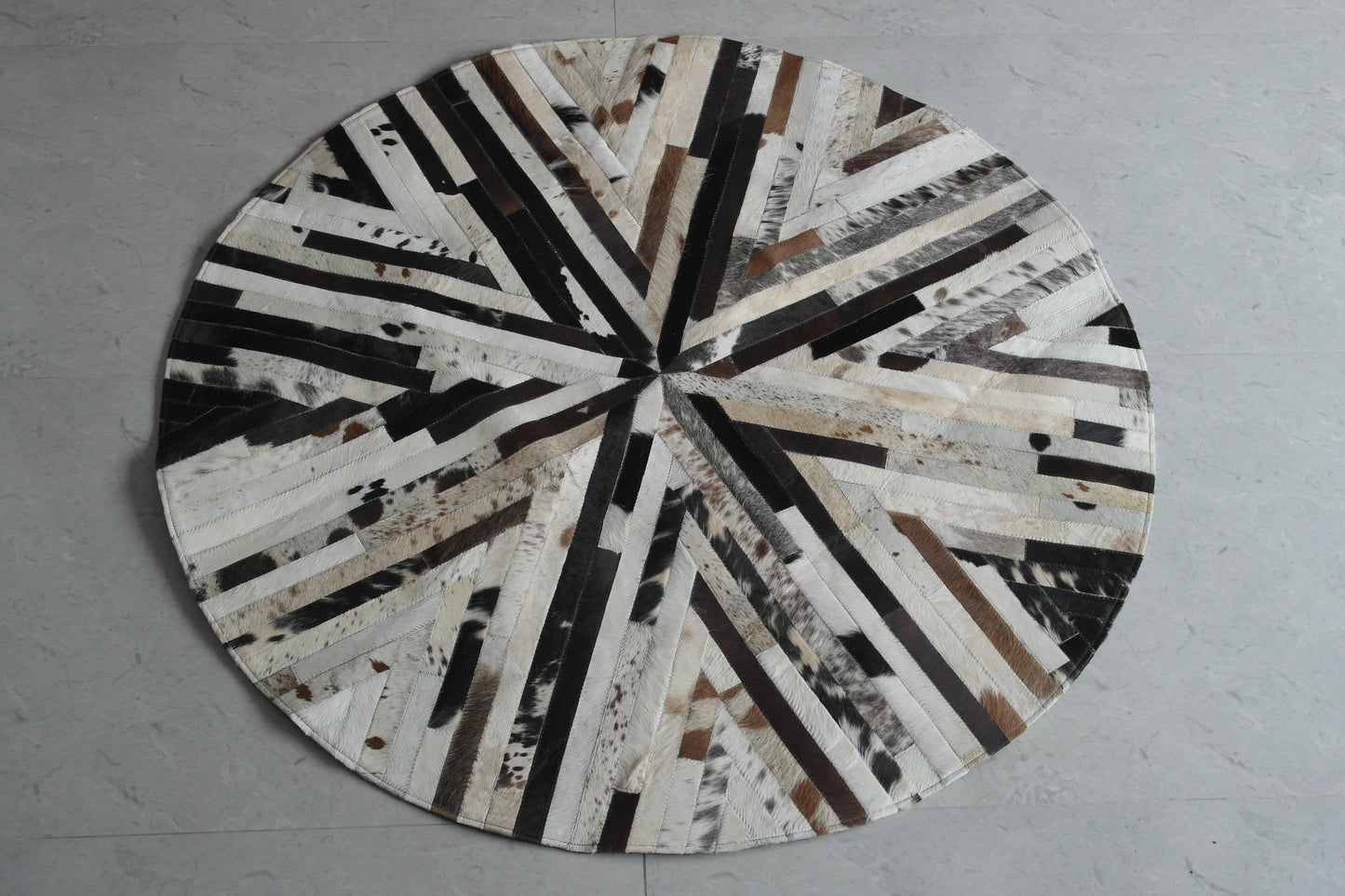 Round Cowhide Leather Patch Rug Designer Area rug for your living & drawing room animal skin real leather genuine rug