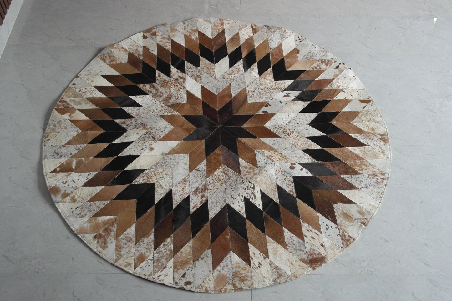 Round Cowhide Leather Patch Rug Designer Area rug for your living & drawing room animal skin real leather genuine rug