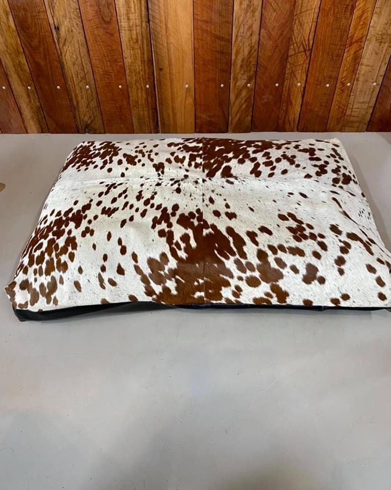 Premium Cowhide Pet Bed – Comfort for Your Pet