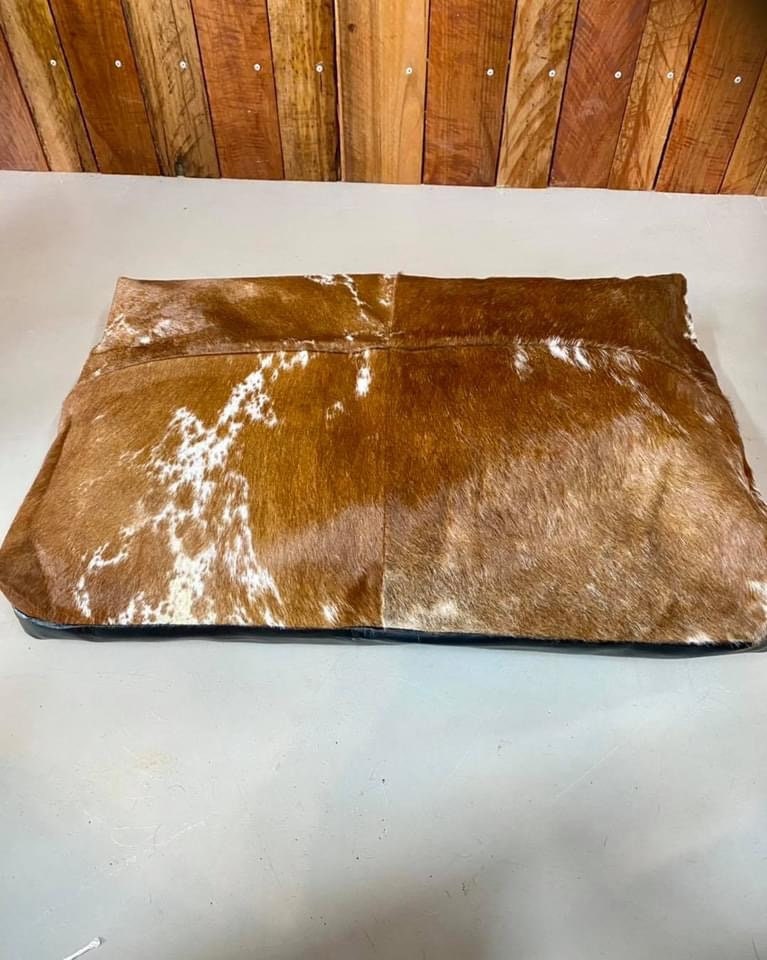 Premium Cowhide Pet Bed – Comfort for Your Pet